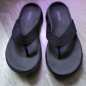 Sketches GOGA Flip-Flop